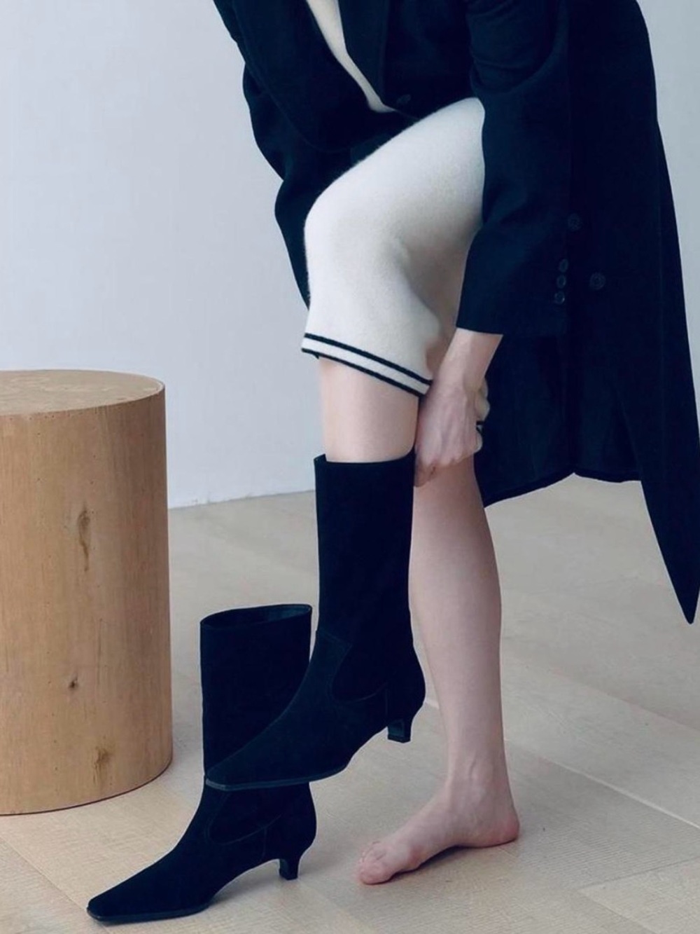 Predictions Vintage Faux Suede Mid-Calf Heeled Boots